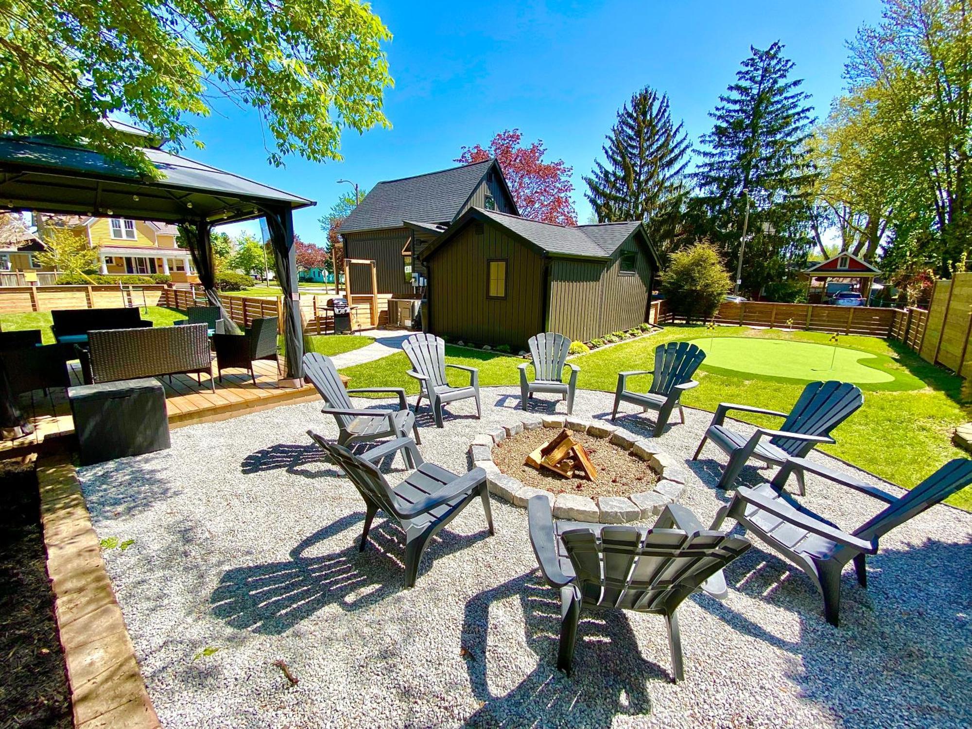 Stylish Downtown Kingsville Getaway With Putting Green, Firepit & Games 외부 사진